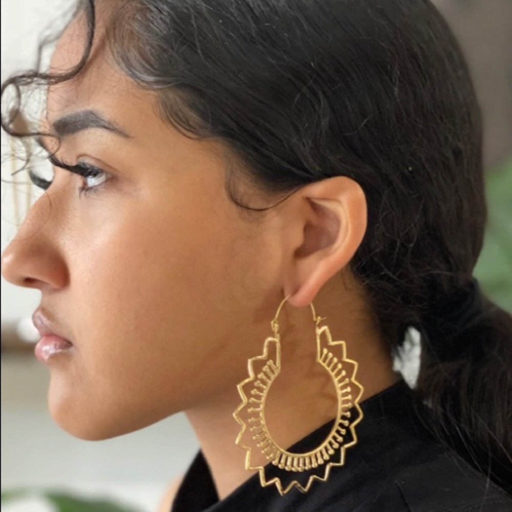 Sun Ray Brass Hoops